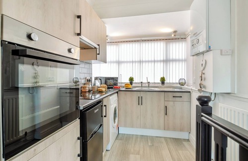 Rhyl Cottage | 1 bedroom accommodation in Rhyl