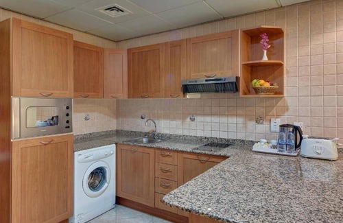 Al Mankhool House | 1 Bedroom Apartment Near Day To Day Al Karama