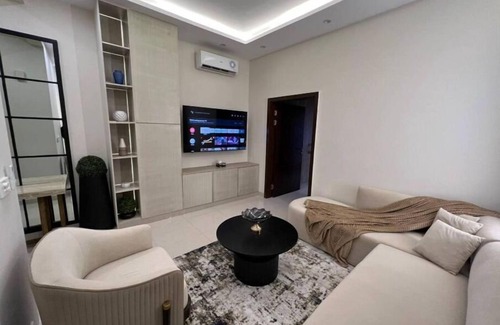 Rawalpindi Apartment | 1 Bedroom Apartment with Golf Course Views