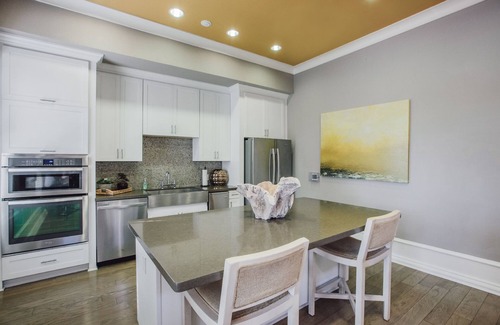 Deerwood Apartment | 1 bedroom at fabulous apartment near St Johns Town Center (TER)