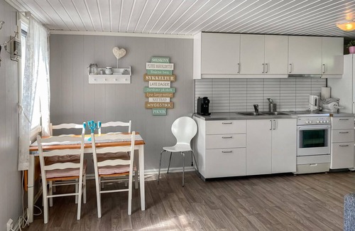 Fraena House | 1 bedroom cozy home in Malmefjorden