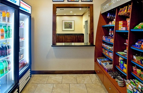 Albuquerque Condo | 1 Bedroom | Free Breakfast + Outdoor Pool