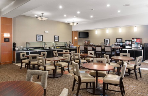 Las Vegas Apartment | 1 Bedroom | FREE Breakfast + Pool Access & Hot Tub