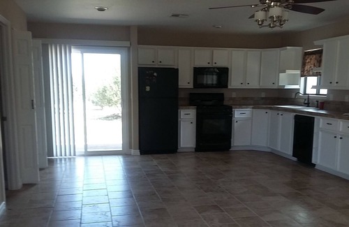 Williamson House | 1 bedroom guest house w/horse property