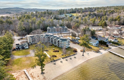 Gilford Condo | 1 Bedroom Lake Winnipesaukee Condo