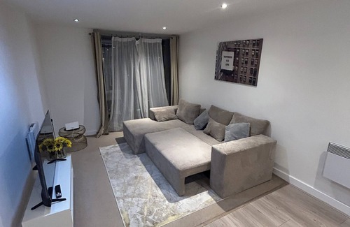 Theatreland Birmingham Apartment | 1 Bedroom Luxury Apartment, Birmingham City Centre