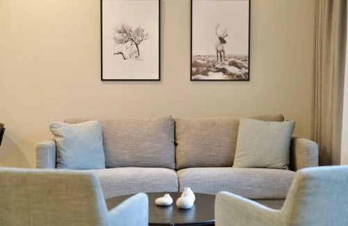 Rovaniemi Apartment | 1 Bedroom Master Suite w Sauna - Downtown