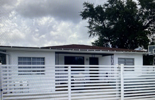 West Little River House | 1 BEDROOM MIAMI