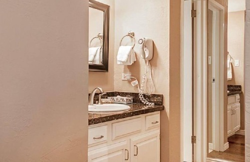 Vail Condo | 1 Bedroom Mountain Vacation Rental in the Heart of Vail Village