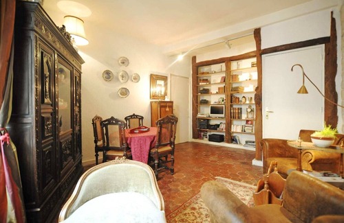 Latin Apartment | 1 bedroom next to Notre Dame