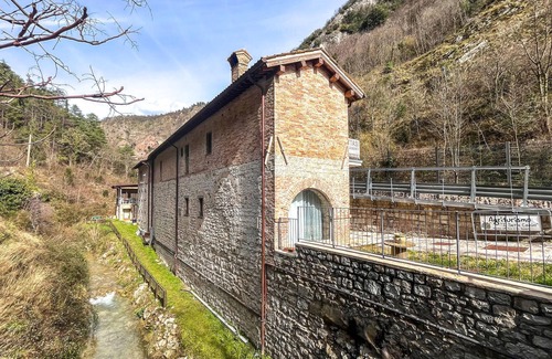 Gubbio Apartment | 1 bedroom nice apartment in Gubbio