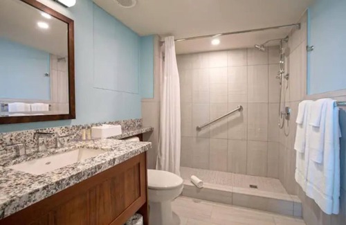 North Scottsdale Resort | 1 bedroom ocean view suite @ Royal Palm Beach Club!