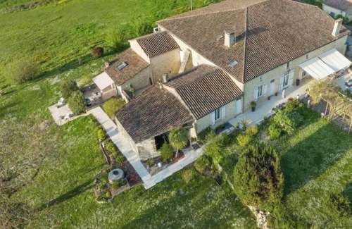 Saint-Hilaire-de-la-Noaille House | 1 Bedroom Private vacation home in Saint-SÃ¨ve