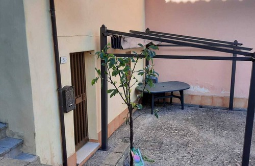 Colombara House | 1 Bedroom Private vacation home in Frontone