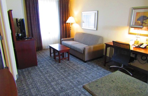 Rochester Condo | 1 Bedroom | Queen Suite Near the River