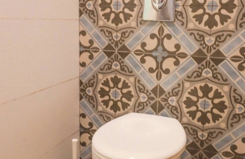 Jerusalem City Centre Apartment | 1 Br Gem in Charming Nachlaot Steps to Shuk