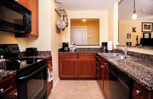 St. Augustine Condo | 1-BR private courtyard- close to entrance & pool/hot tub- near beaches