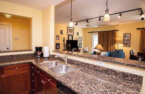 St. Augustine Condo | 1-BR private courtyard- close to entrance & pool/hot tub- near beaches