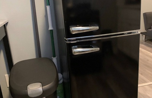 Maywood Apartment | 1 GIG WIFI LOFT