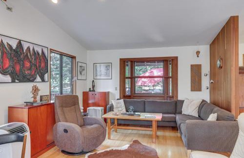 Tahoe Vista House | 1 Mi to Beach Peaceful Tahoe Vista Home with Decks!