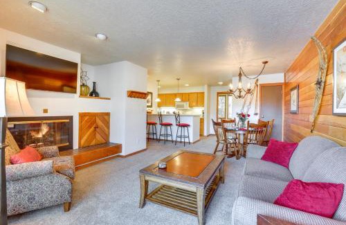 Lakeside Village Apartment | 1 Mi to Keystone Ski Lift Lakefront 4-Season Gem