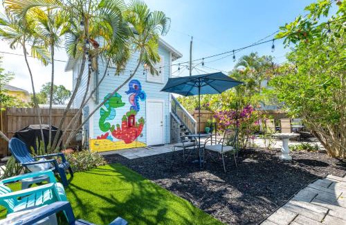 Lake Worth Apartment | 1 Mi to Lake Worth Beach Park Chic Studio