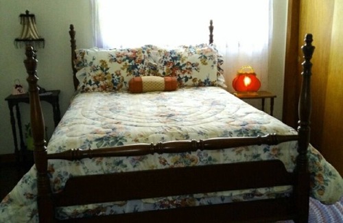 Helen Other | 1 Mile from Helen Ga - Porches, Pool Table, Hot Tub, Fire Place & Fire Pit