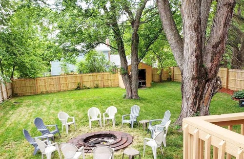 Roseville House | 1 Mile to Como Park! ๐ฟ๐