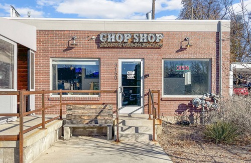 Englewood Apartment | 1 Month: Walk to Fun, Fiber Internet, 2 Bed 1 Bath Apartment