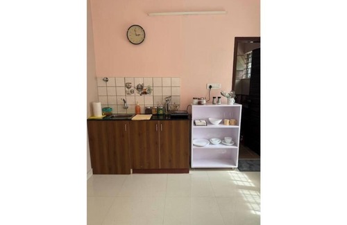 Ulsoor Apartment | 1 room + Lounge area/Kitchenette/terrace in Ulsoor