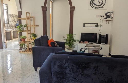 Dar es Salaam House | 1 Room shared home at kigamboni