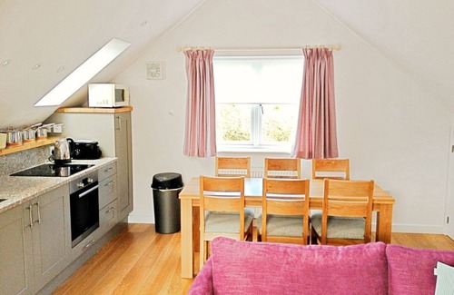 Polzeath Villa | 1 The Navigators - Luxury 3 bedroom beach villa only 100 meters to the beach