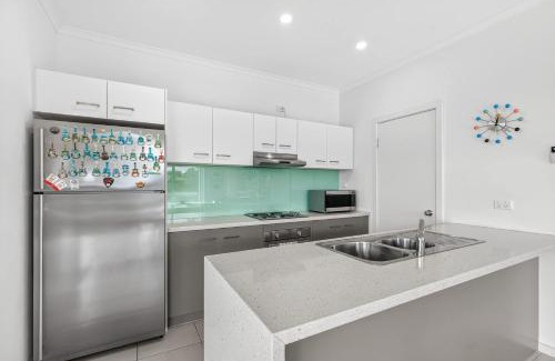 Encounter Bay House | 1 Viking Street Encounter Bay - Linen Included