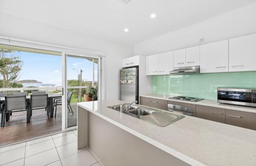 Encounter Bay House | 1 Viking Street Encounter Bay - Linen Included