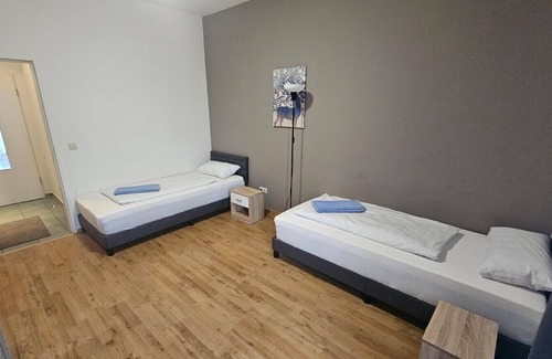 Munchen District Apartment | 1 Zimmer/room