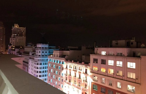 Palacio Apartment | 10 apartment in gran vía with two balconies and views