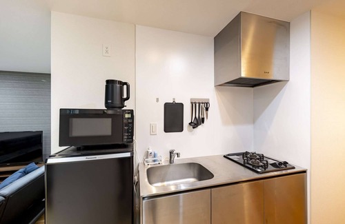 Edogawa Apartment | 10 min. walk from Hirai Station 11 min. by train from Akihabara Station 18 min. by train from Tokyo Station