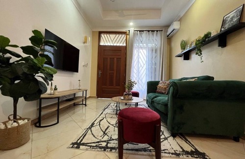 Msasani Apartment | 10 minutes to! the amazing ocean view. Family sized condo full of fun and games.