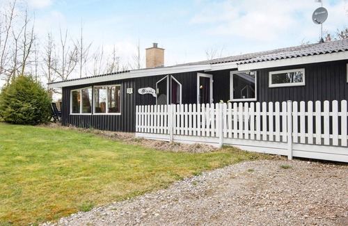 Ronde House | 10 person holiday home in Rønde