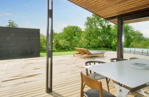 Vejby Apartment | 10 person Summerhouse with swimming pool