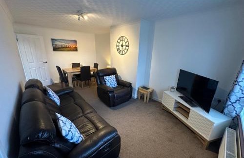 Isle of Lewis House | 10 Redcliffe