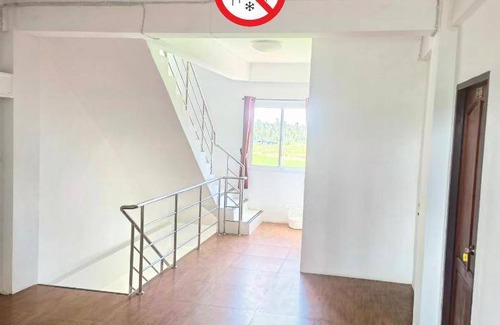 Nakhon Chai Si Hostel | 100 m² Hostel ∙ 19 guests