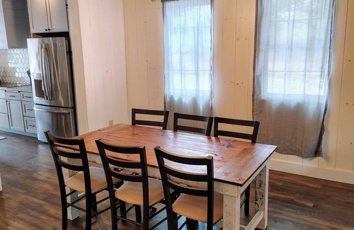 New Braunfels House | 100 yr old downtown historical home!