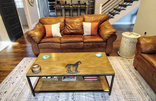 New Braunfels House | 100 yr old downtown historical home!