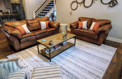 New Braunfels House | 100 yr old downtown historical home!