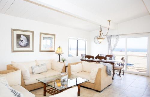 Balboa Peninsula Apartment | 1005 E Balboa Unit C Duplex