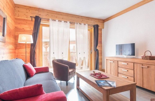 Montgenevre Apartment | 100m from ski slopes, terrace, parking, 70m², Montgenèvre