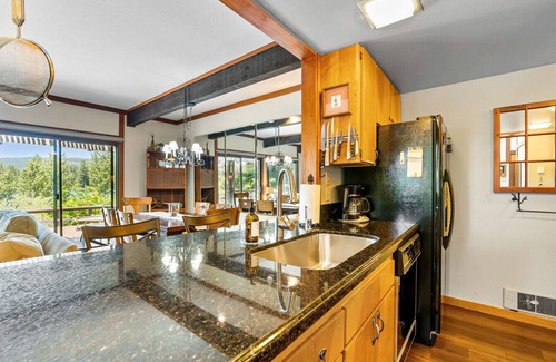 Graeagle Apartment | #101 Graeagle Meadows