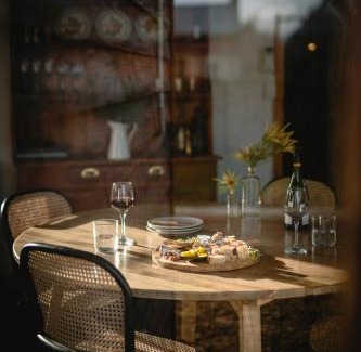 Oatlands House | 101 Oatlands