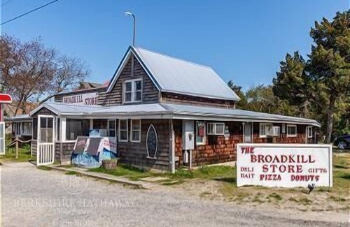 Broadkill Beach House | 103 Georgia Avenue - Broadkill Beach Charmer!